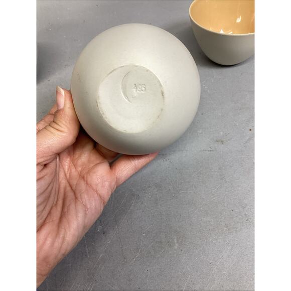 Set Of 4 Rice Or Condiment Bowls - 3.75”D - Picture 10 of 13